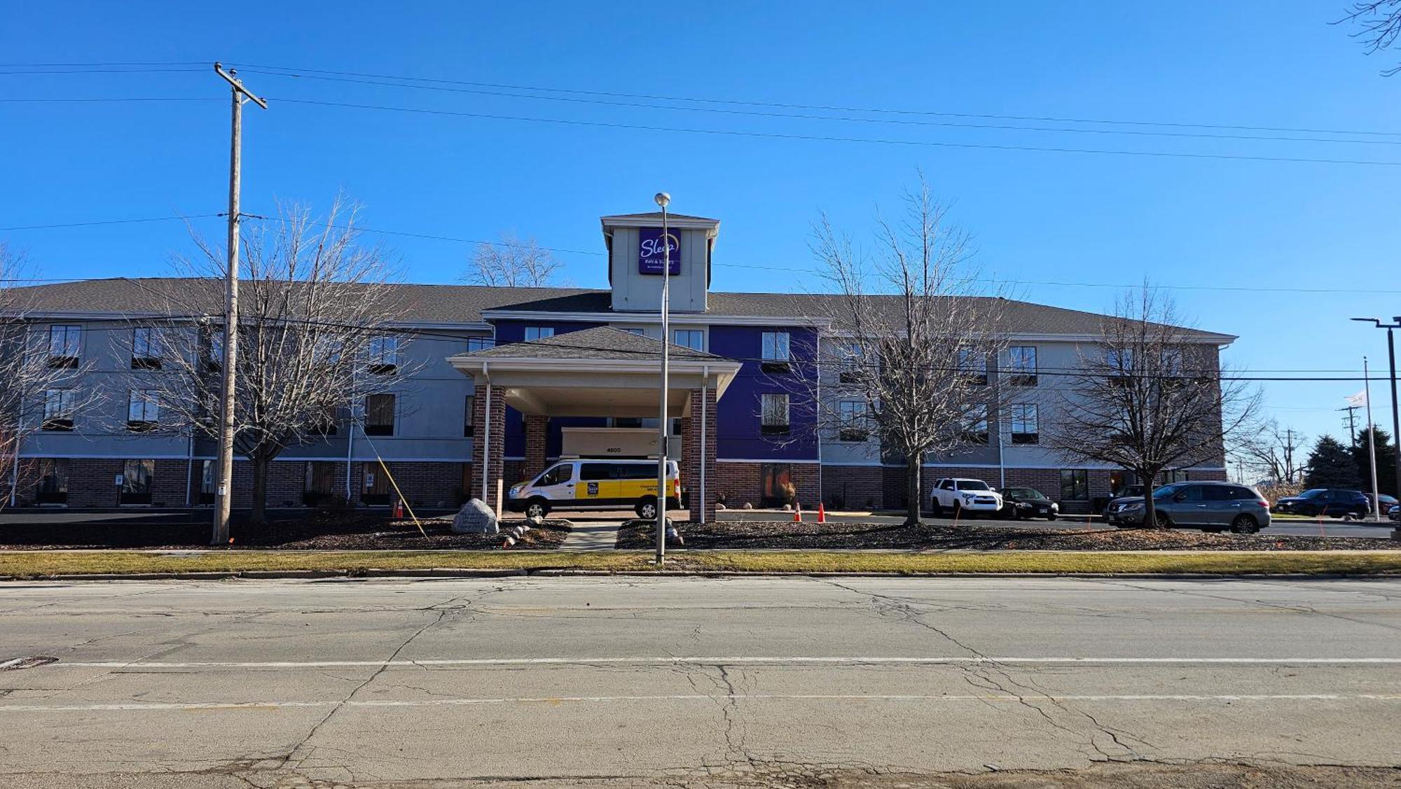 Sleep Inn & Suites Airport Милуоки Екстериор снимка